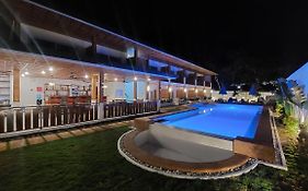 Yellow Mango Resort Bohol